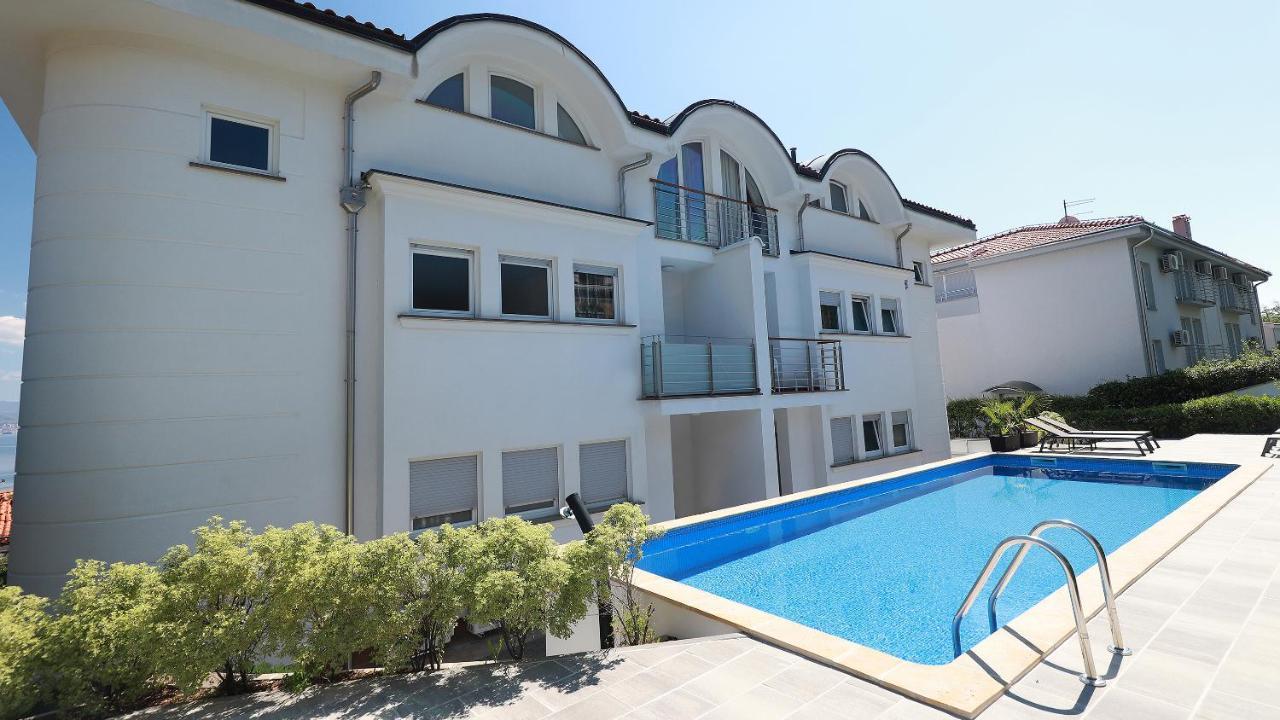 Sea View Apartment In Ičići Екстериор снимка