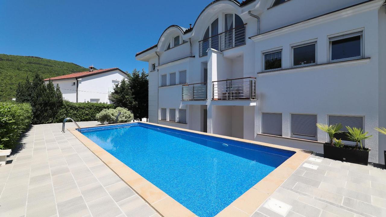 Sea View Apartment In Ičići Екстериор снимка