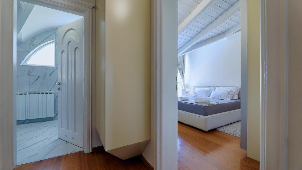Sea View Apartment In Ičići Екстериор снимка