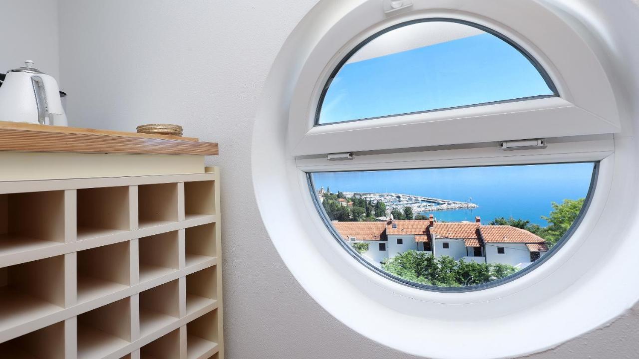 Sea View Apartment In Ičići Екстериор снимка