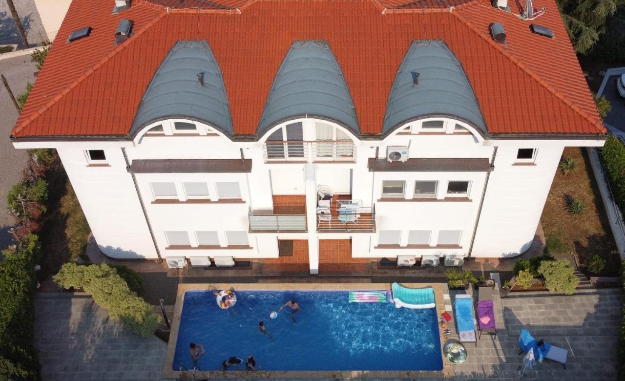 Sea View Apartment In Ičići Екстериор снимка